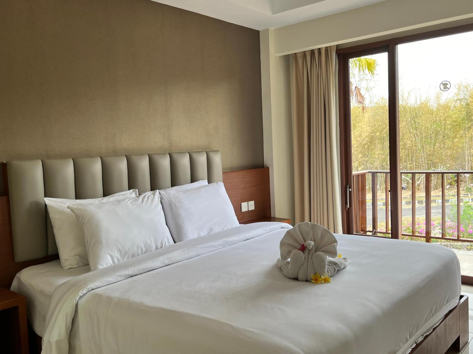 New Kuta Hotel By Lorin Uluwatu Zewnętrze zdjęcie